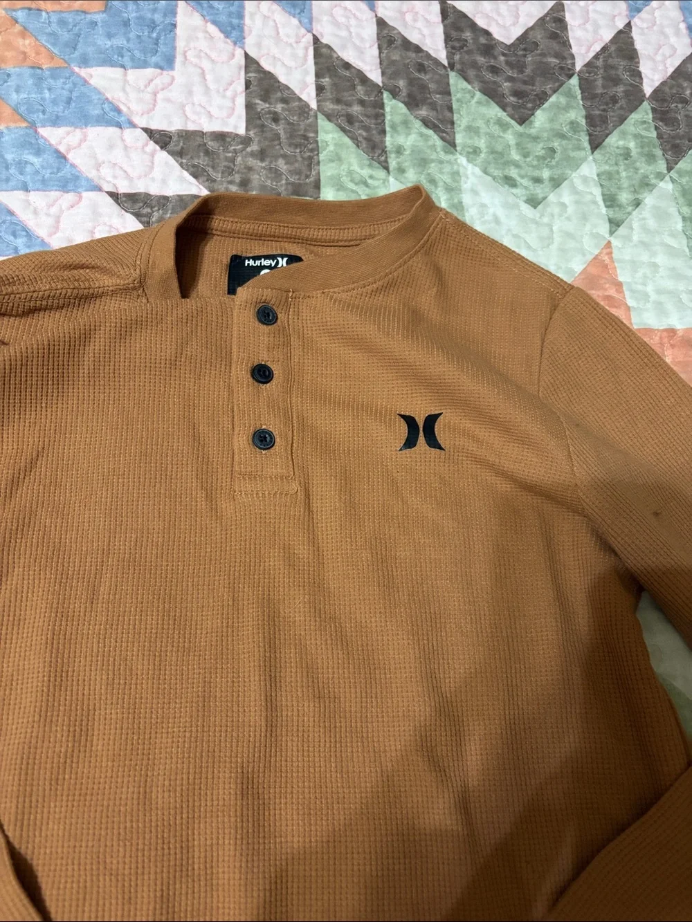 Hurley warm subtle